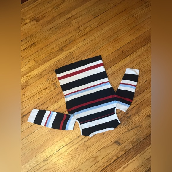 Tommy Hilfiger cotton knit off shoulders sweater size M - Picture 1 of 2